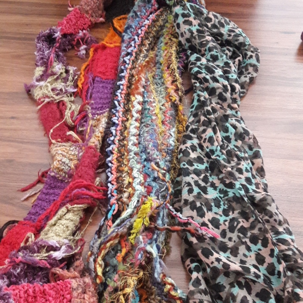 Bundle of 3 scarves